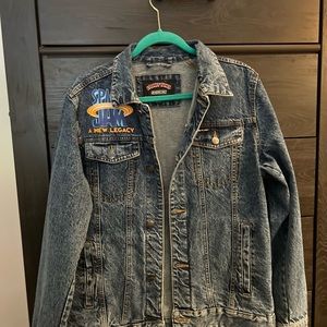 Looney Toons Unisex Denim Jacket. Space Jam, members only SIZE MEDIUM